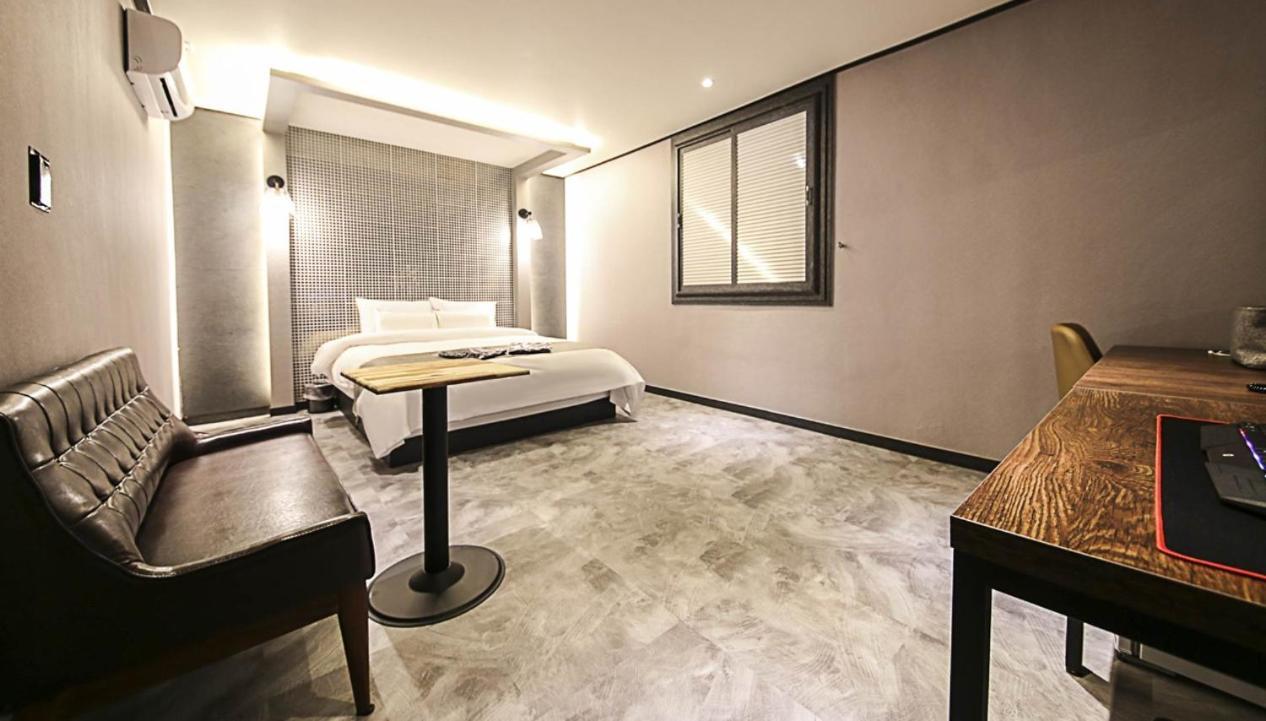 Hotel Parfe チョナン エクステリア 写真